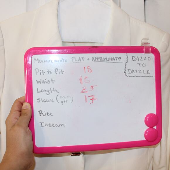 SALVATORE FERRAGAMO Off-White Cotton Notched Lapel Blazer | US 10 - Picture 2 of 9